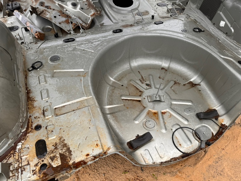 Ниша запасного колеса - фото 2