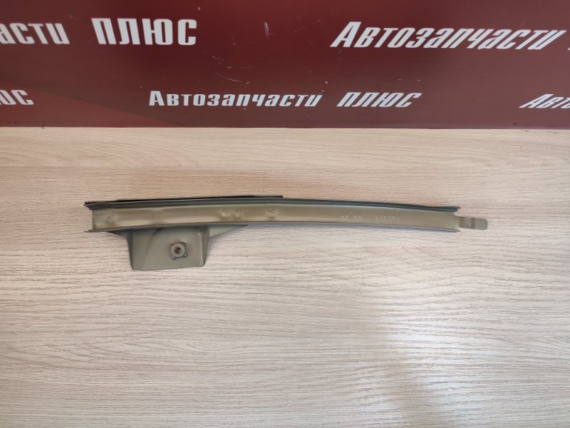 Направляющая стекла двери - фото 2