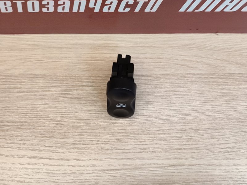 Кнопка стеклоподъемника - фото 2