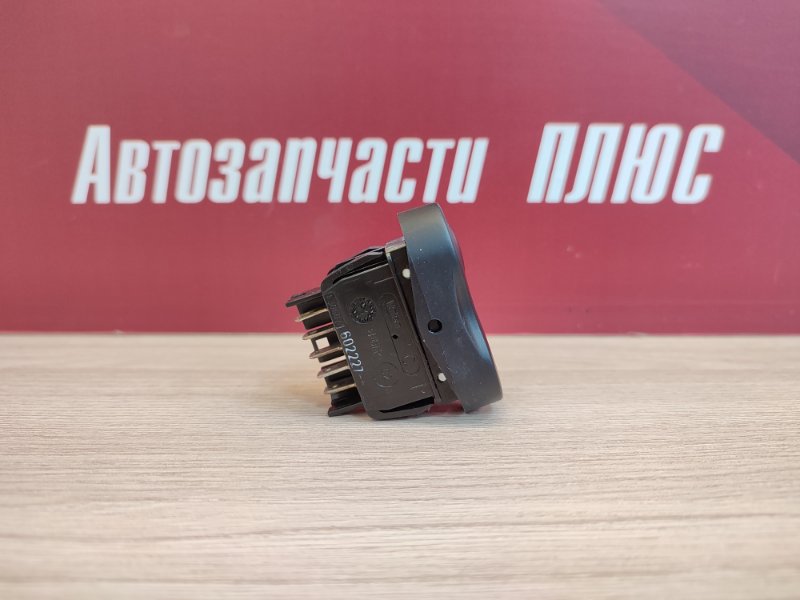 Кнопка стеклоподъемника - фото 5