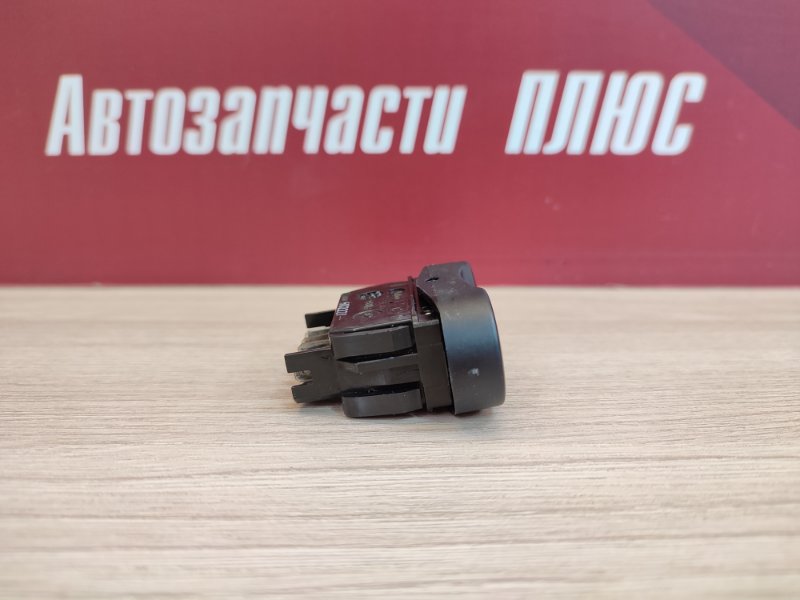 Кнопка стеклоподъемника - фото 6