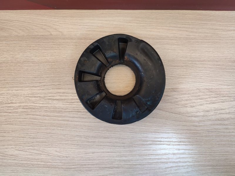 Верхняя опора    пружины - фото 2