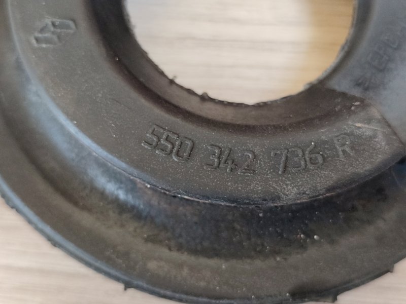 Верхняя опора    пружины - фото 7