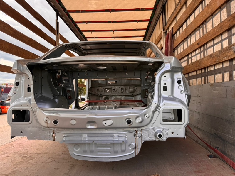 Задняя часть кузова - фото 1