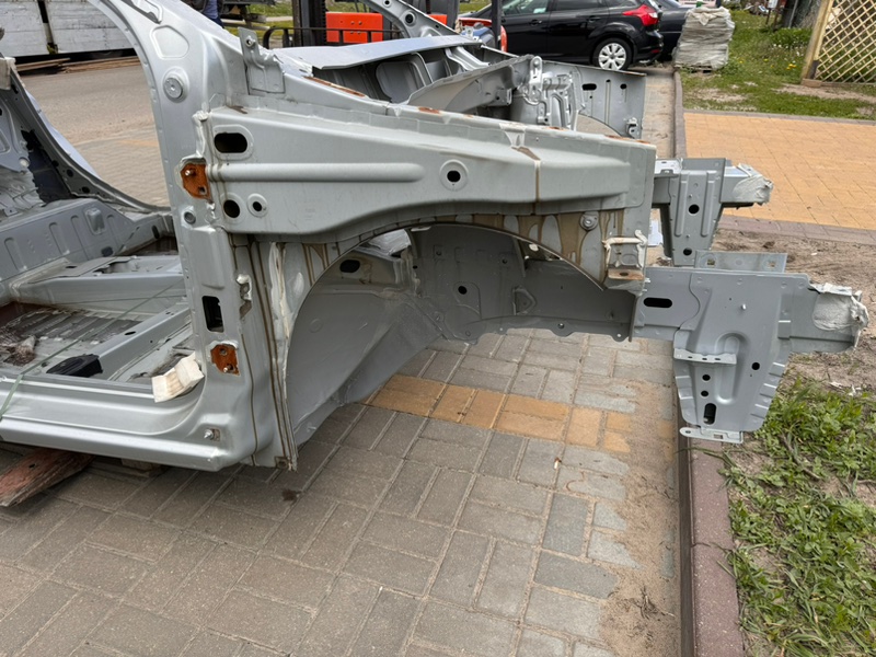 Лонжерон - фото 1