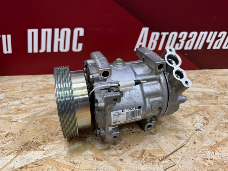 Компрессор кондиционера - фото 1