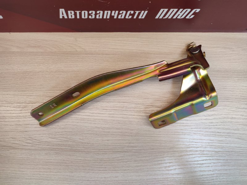 Петля капота - фото 2