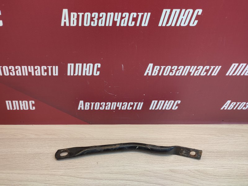 Кронштейн подрамника - фото 1