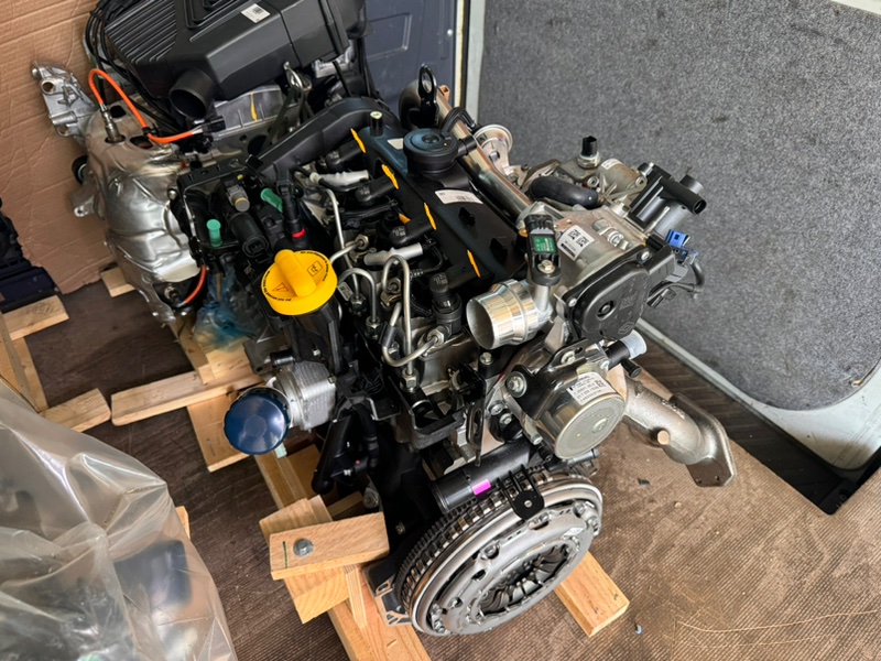 Двигатель - фото 1