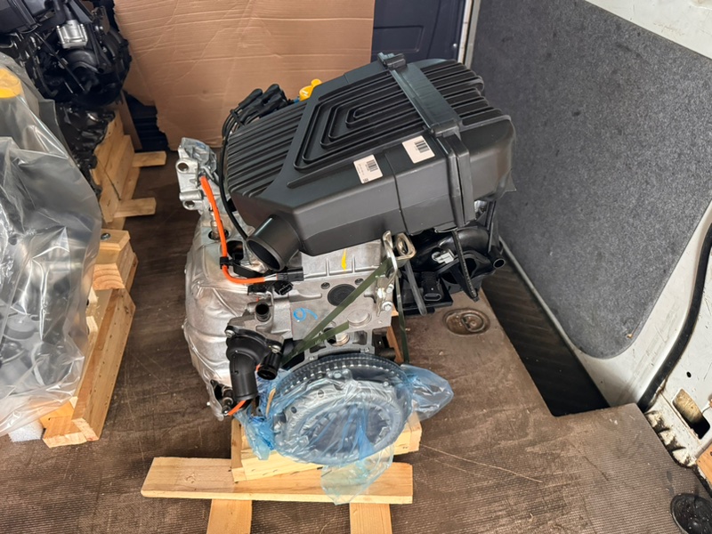 Двигатель в сборе - фото 3