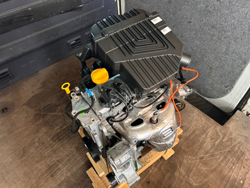 Двигатель в сборе - фото 1