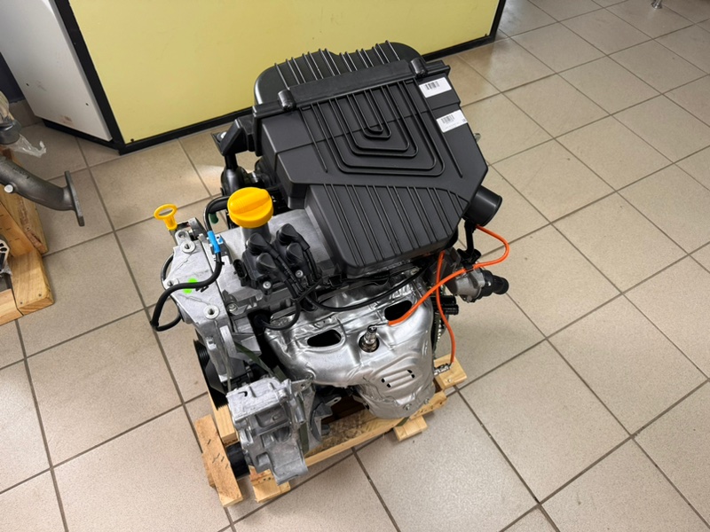 Двигатель в сборе - фото 2