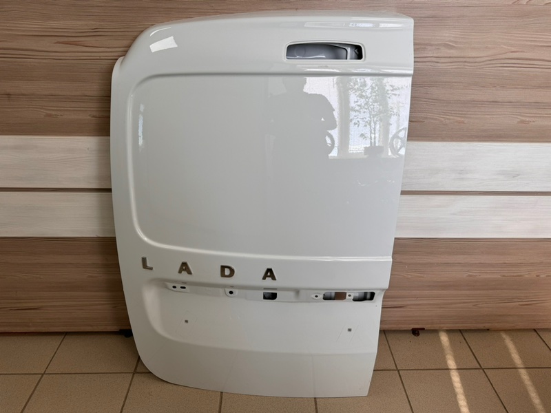 Дверь багажника - фото 1