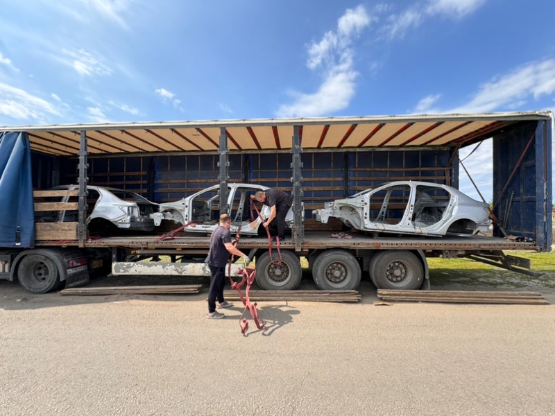 Кузов на запчасти - фото 1