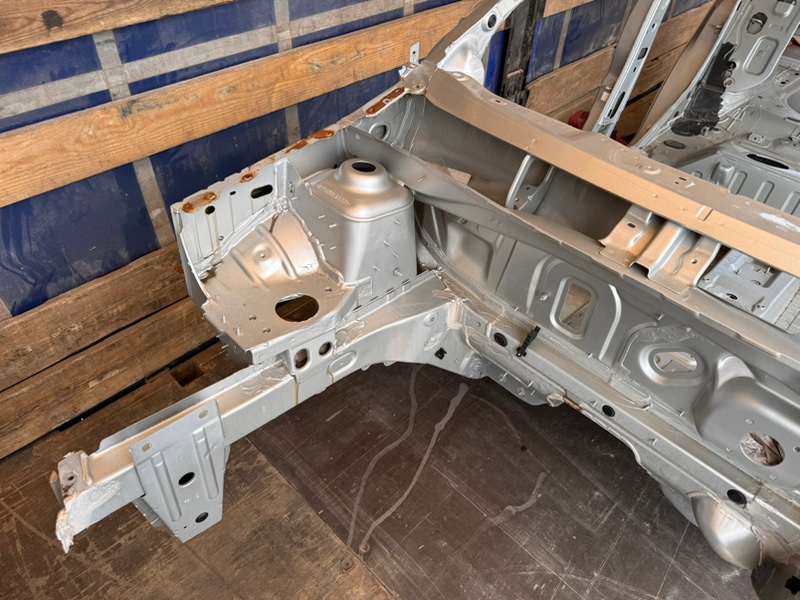 Кузов на запчасти - фото 10