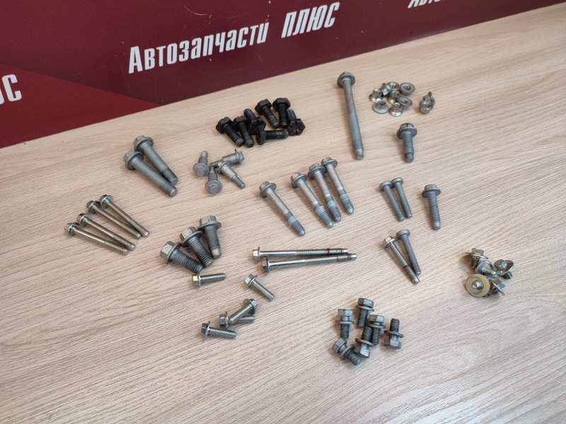 Болт крепления двигателя - фото 4