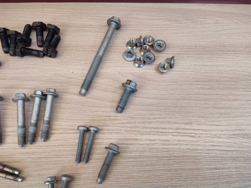 Болт крепления двигателя - фото 6