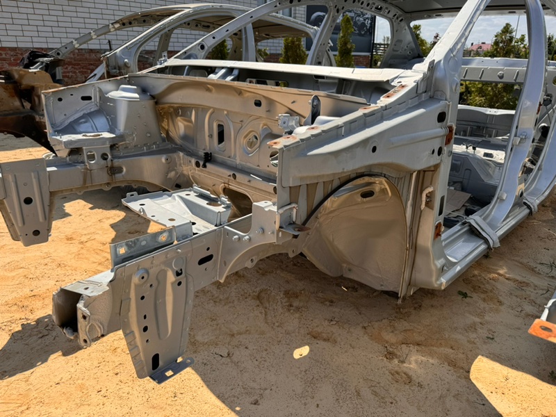 Лонжерон - фото 1