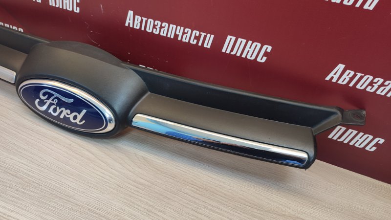 Решетка радиатора - фото 2