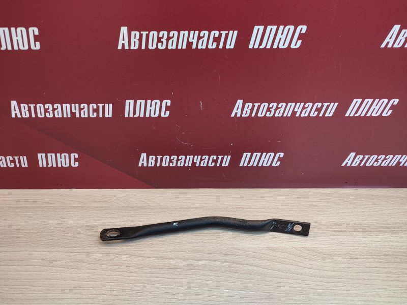 Кронштейн подрамника - фото 1