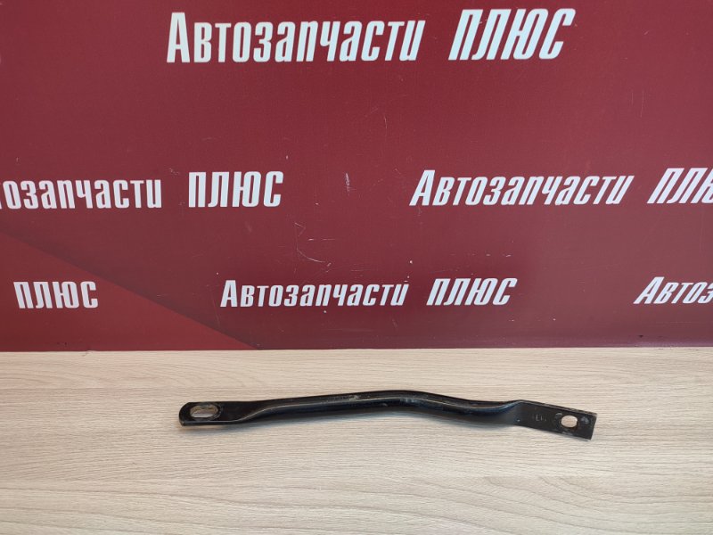 Кронштейн подрамника - фото 1