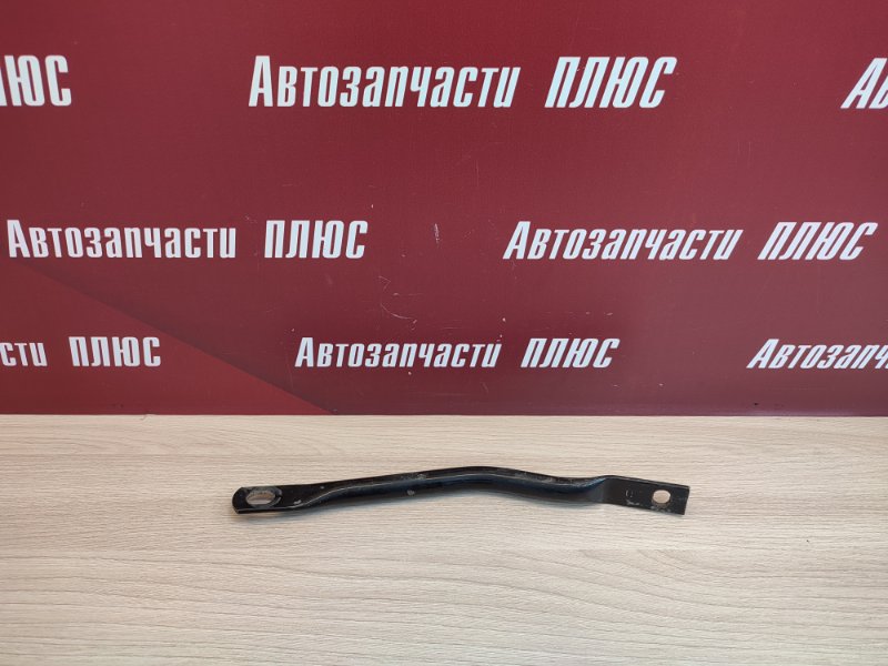 Кронштейн подрамника - фото 1