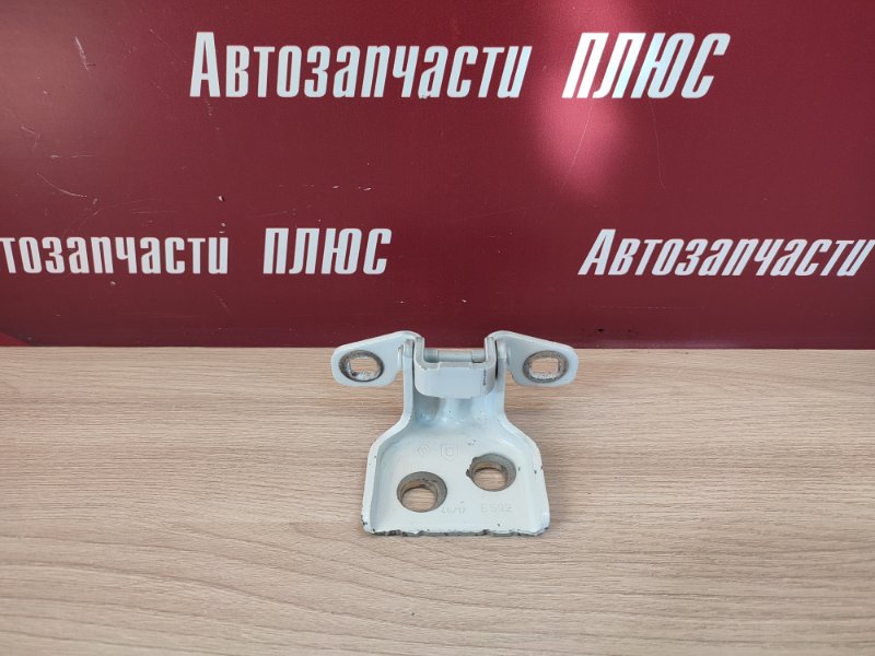 Петля двери - фото 1