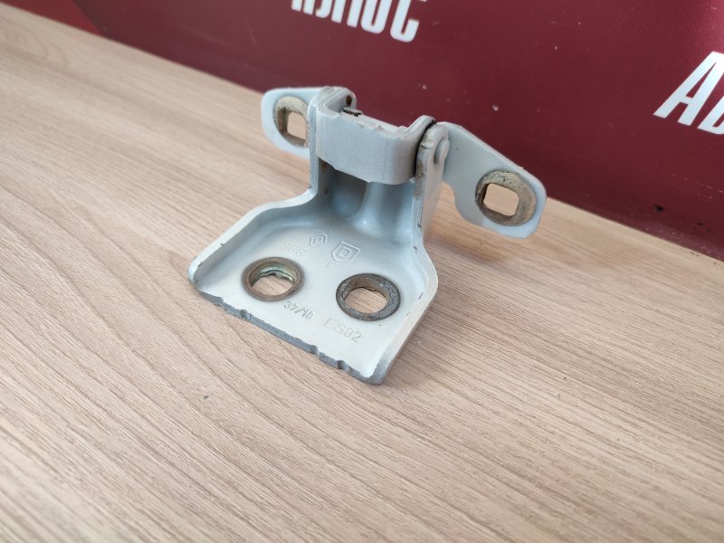 Петля двери - фото 4