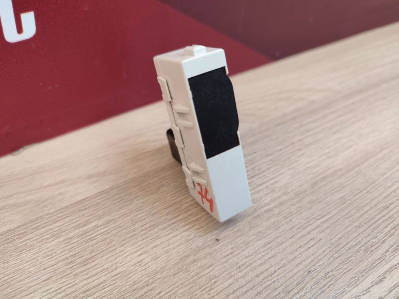 Датчик ремня безопасности - фото 4