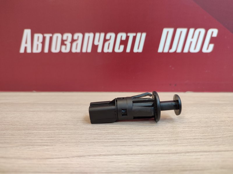 Концевик двери багажника - фото 4