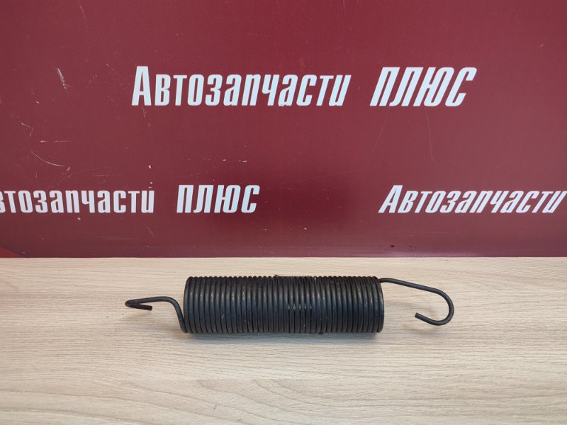 Пружина крышки багажника - фото 1