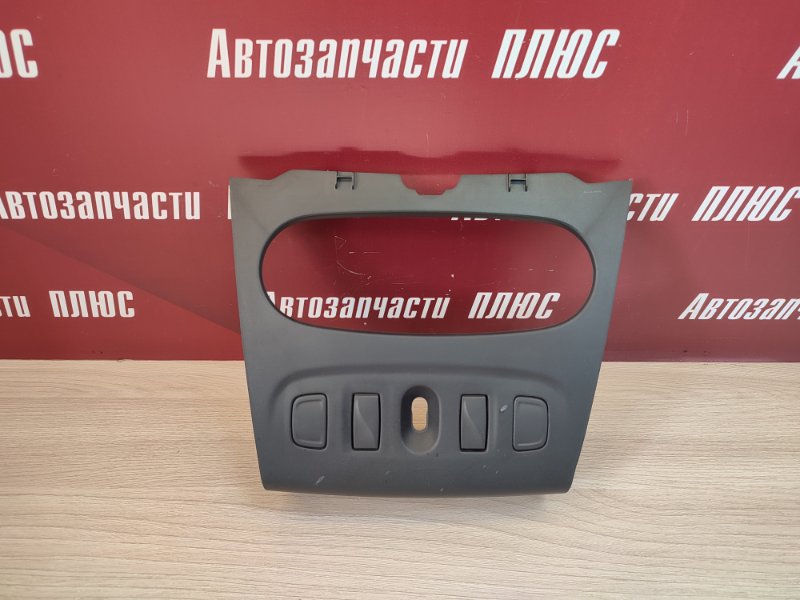 Накладка центральной консоли - фото 1