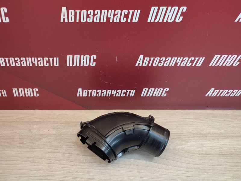 Патрубок воздушного фильтра - фото 1