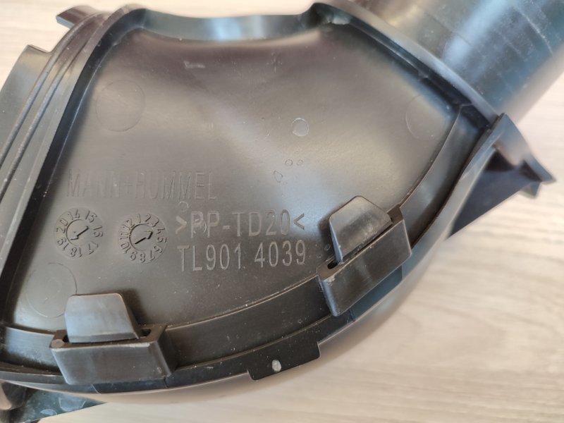 Патрубок воздушного фильтра - фото 7