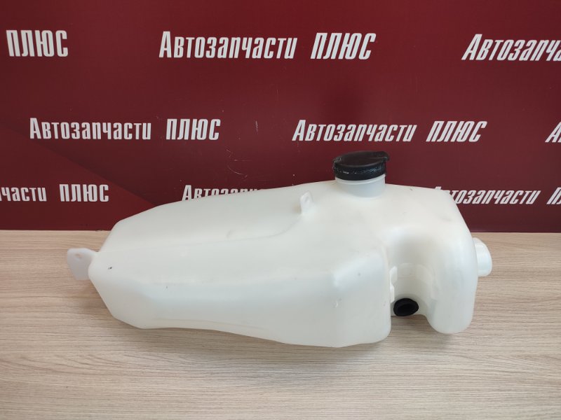 Бачок омывателя - фото 1