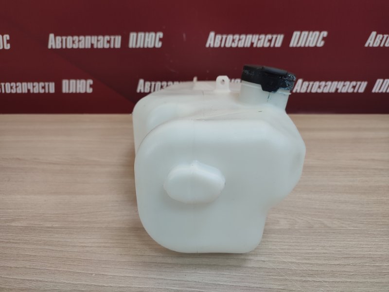 Бачок омывателя - фото 4