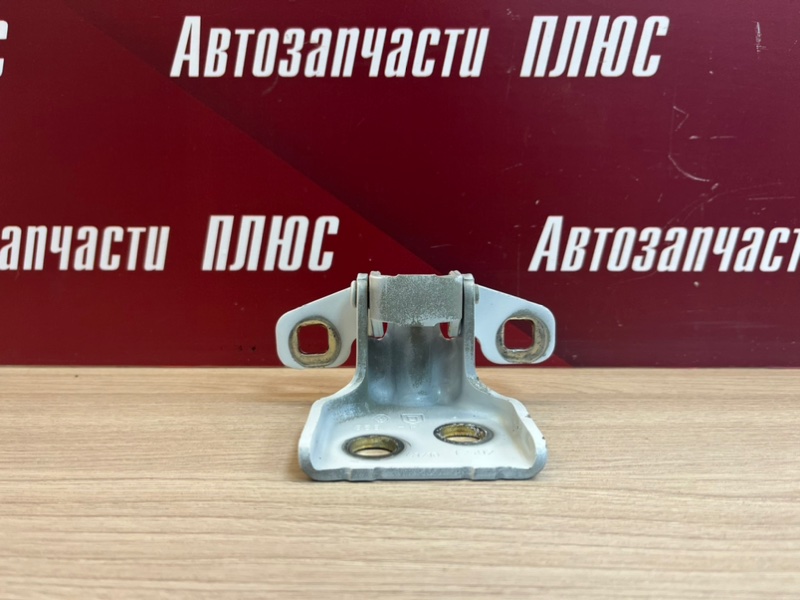 Петля     двери - фото 1