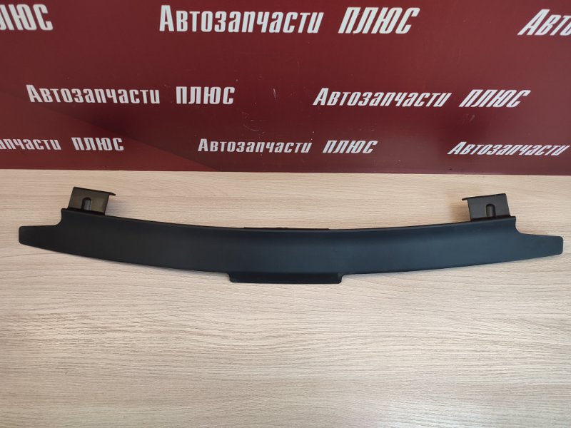 Накладка бампера - фото 2