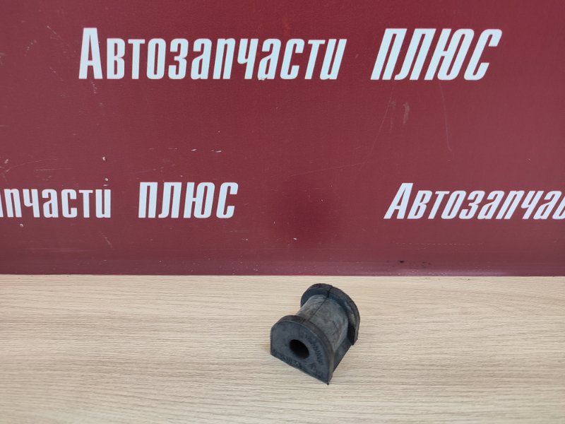 Втулка стабилизатора - фото 1