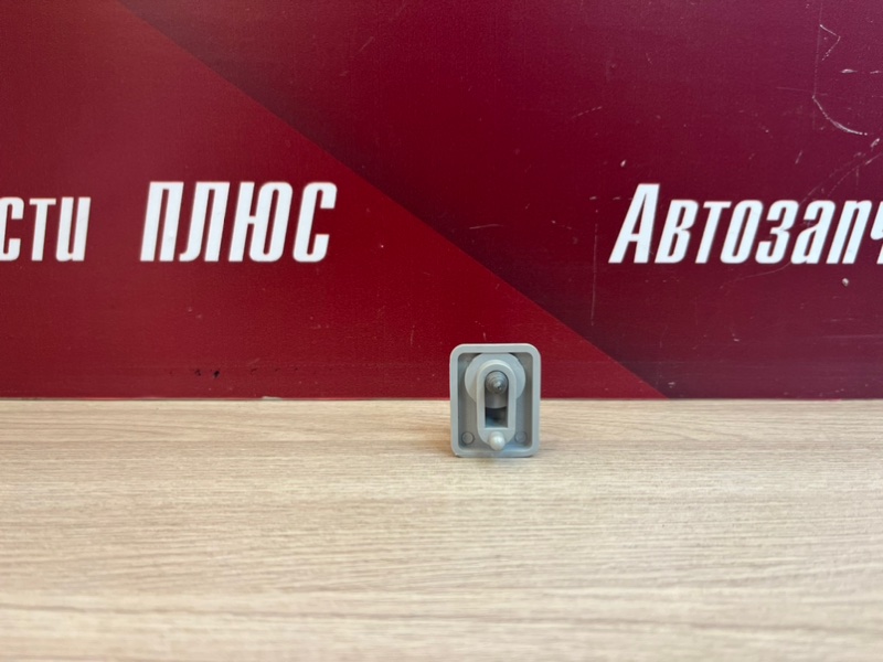 Крепление солнцезащитного козырька - фото 6