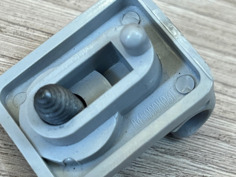 Крепление солнцезащитного козырька - фото 7