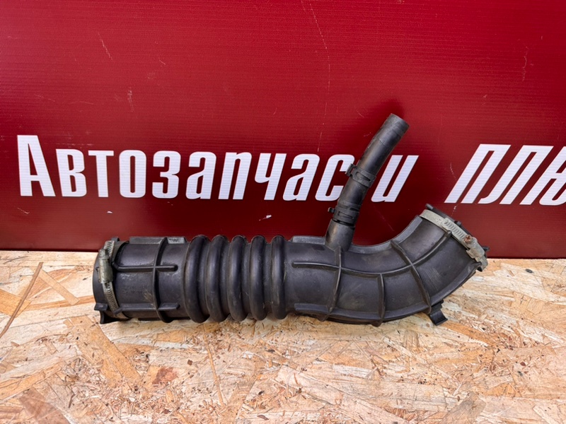 Патрубок воздушного фильтра - фото 2