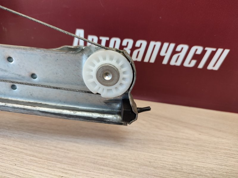 Стеклоподъемник    двери - фото 6