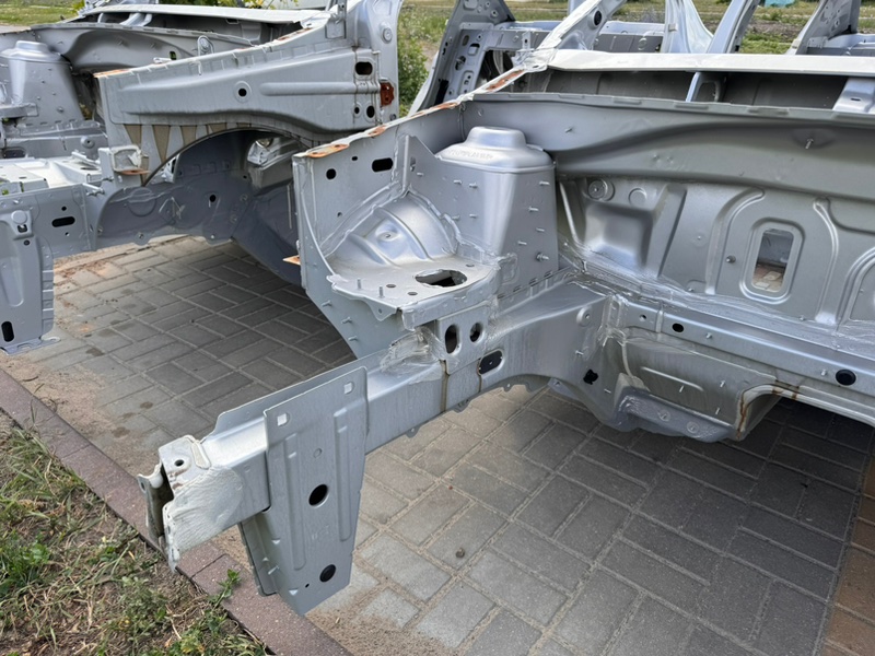 Лонжерон - фото 1