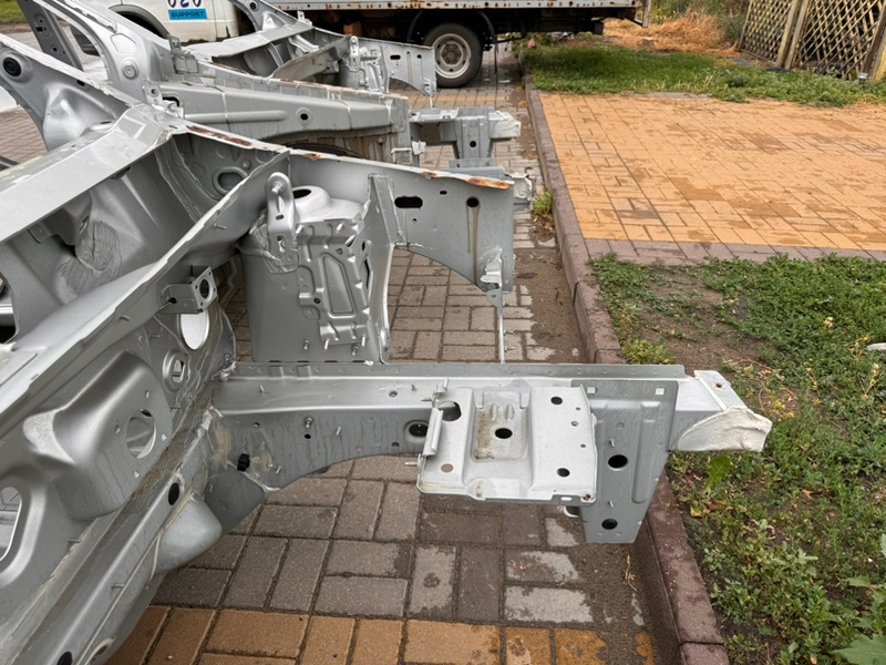 Лонжерон - фото 1