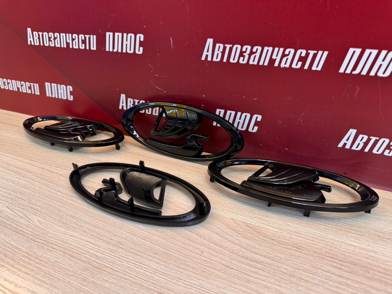 Эмблема решетки радиатора - фото 4