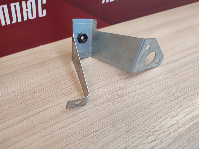 Кронштейн крыла - фото 4