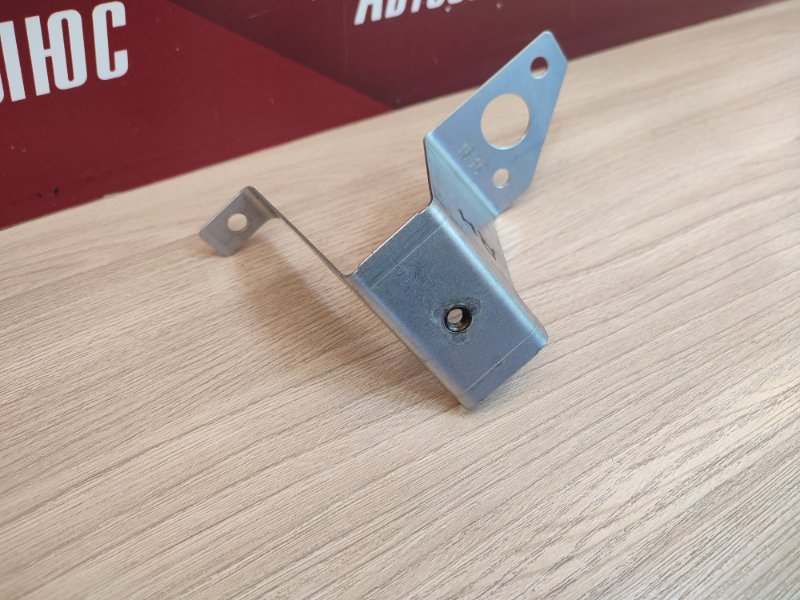 Кронштейн крыла - фото 9