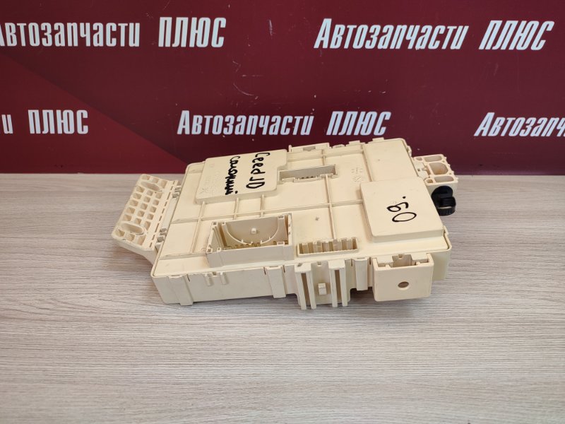 Блок предохранителей салона - фото 9