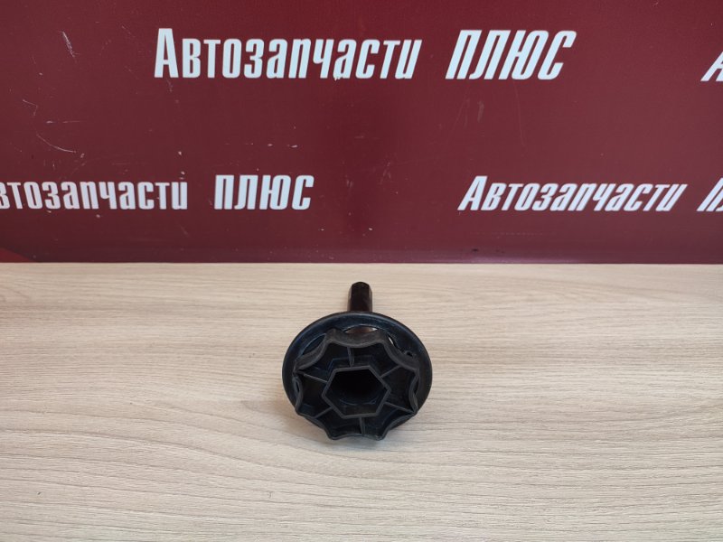 Крепление запасного колеса - фото 1